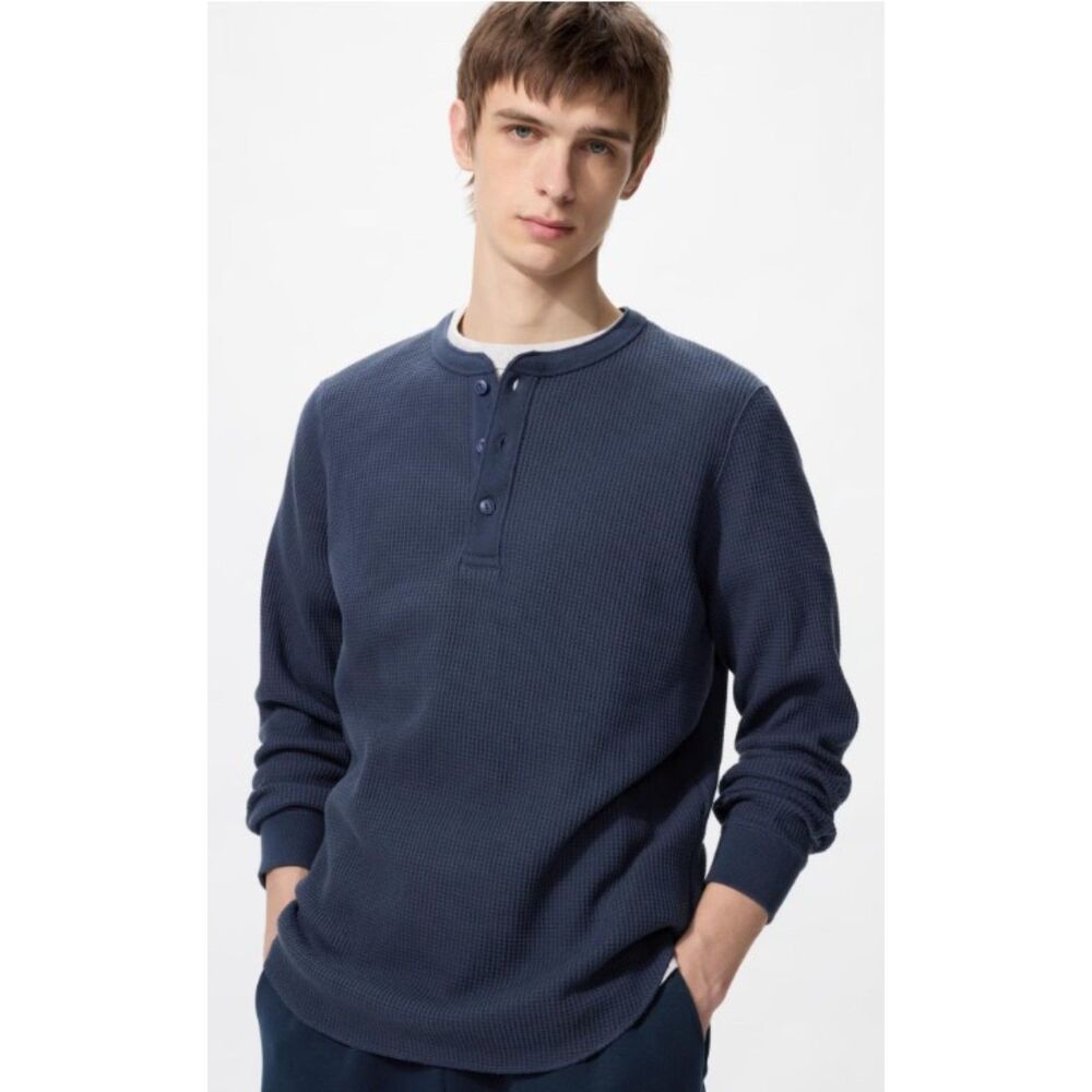 Uniqlo AIRism Cotton Waffle Henley Long Sleeve T-Shirt Men's Medium Navy Blue